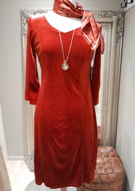 Hovedbilde Rød jule kjole