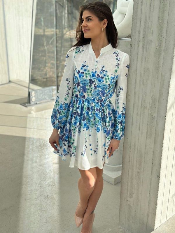 Zaria blå blomstrete kjole